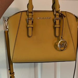 Michael kors purse